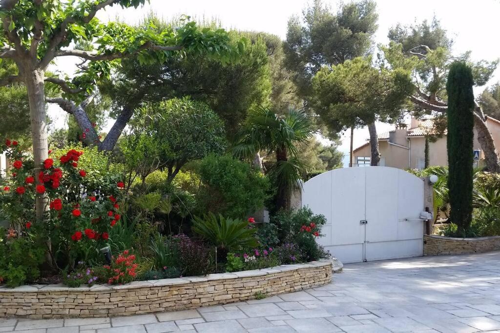 Dans De Charme, Piscine, Proche Apartment